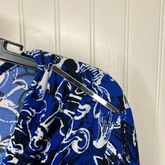 Dana Buchman Woman Blue & White Blouse Size 1X - Picture 3 of 7